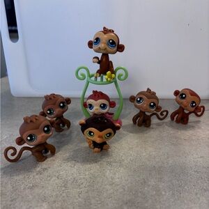 Littlest Petshop Monkey 7 piece Lot LPS Chimpanzee #56, 67 1510 push play PP2